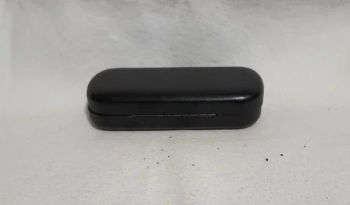 Moko Black Glass Case with Cloth - Used Condition 3
